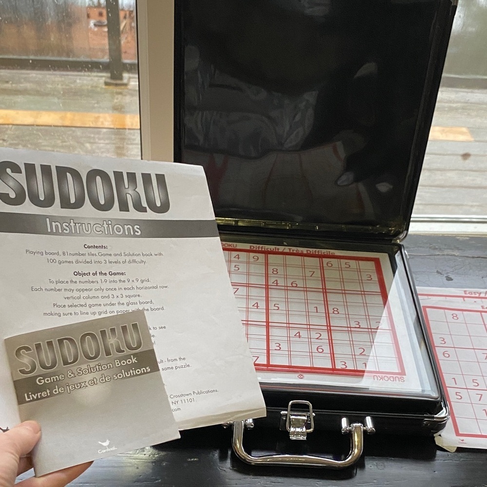 Glass Sudoku Puzzle Board Game Carry Case Travel Family Fun Multiple Levels